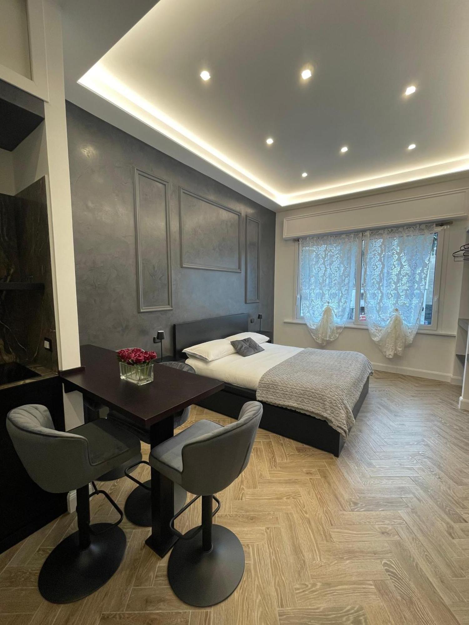 Toledo106 Luxury - Comfy * Napoli